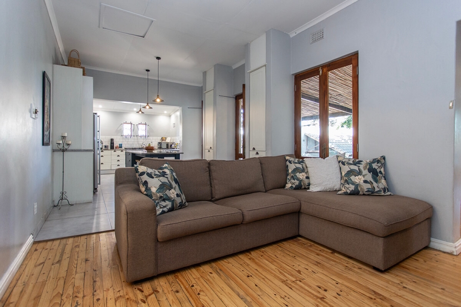 3 Bedroom Property for Sale in Oakdale Western Cape